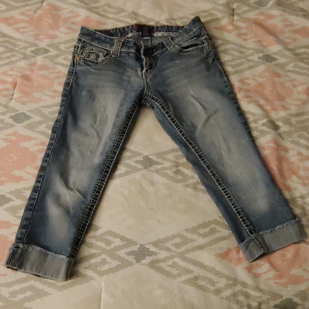 Amethyst size 3 capris OPEN TO TRADES